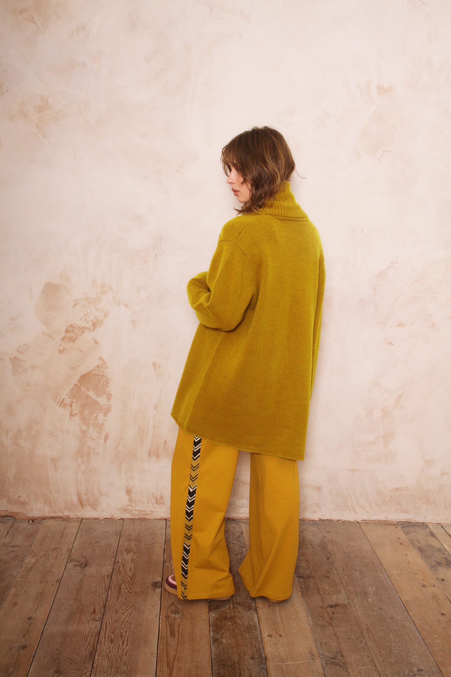 SELKIE OVERSIZED CARDIGAN PURE LAMBSWOOL PREORDER - Image 8