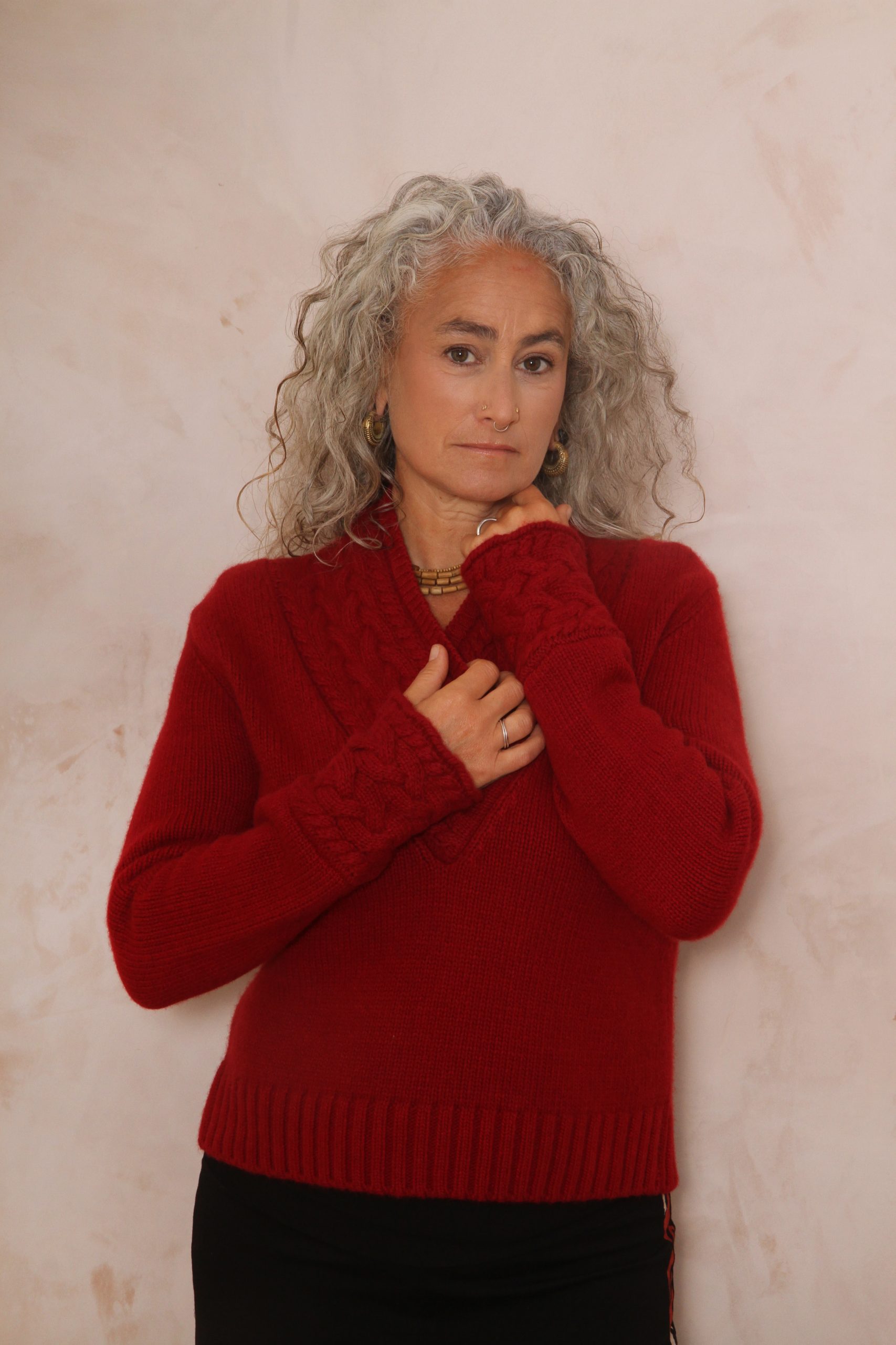 CHUNKY CABLE KNIT V NECK JUMPER PURE LAMBSWOOL PREORDER - Image 8