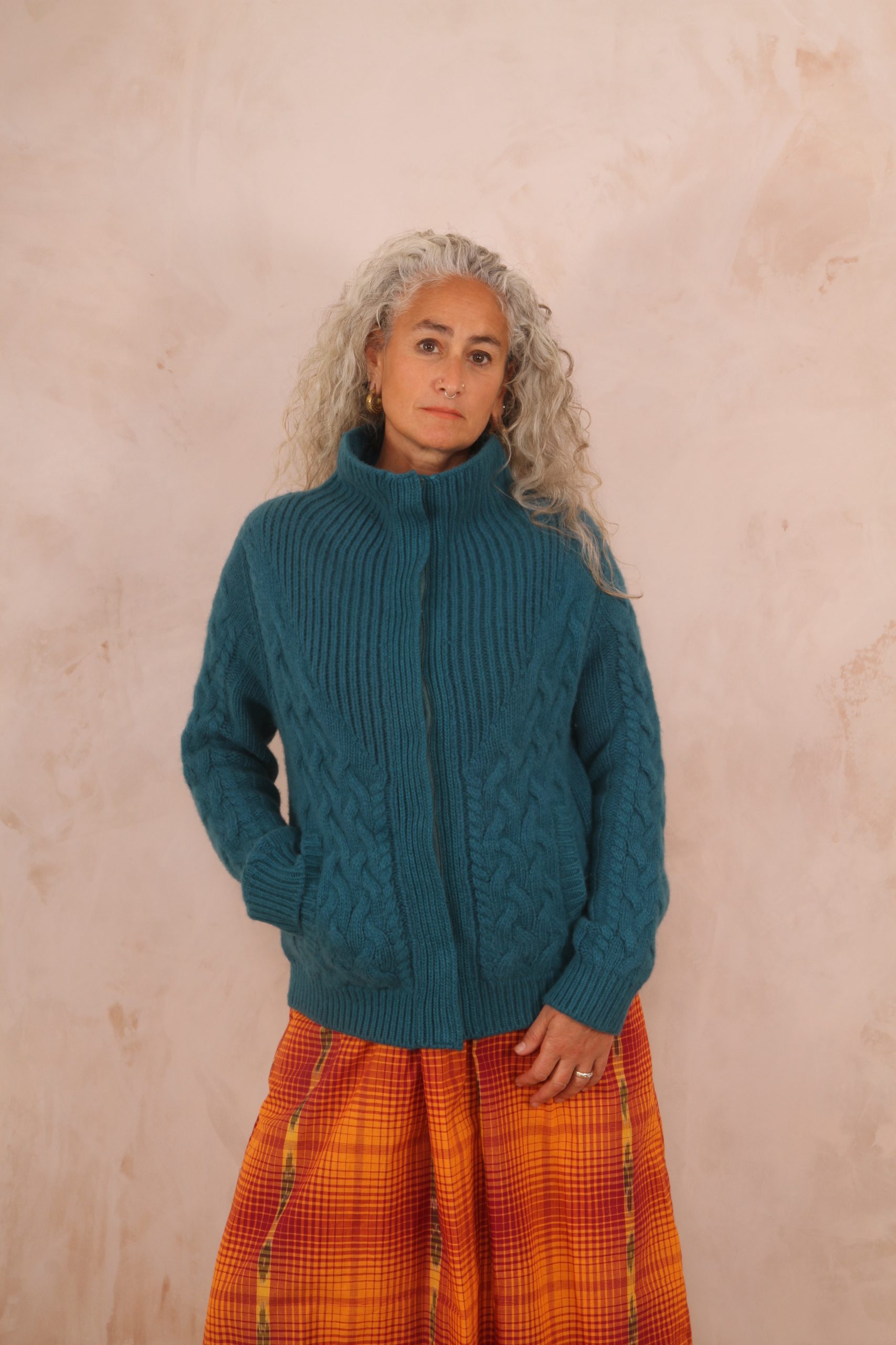 ENDLESS KNOT CABLE KNIT BOMBER CARDIGAN PURE LAMBSWOOL PREORDER - Image 9