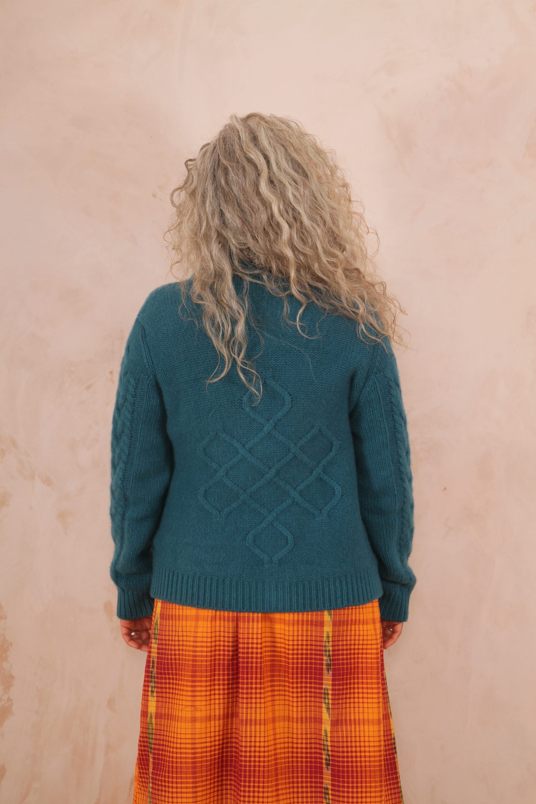 ENDLESS KNOT CABLE KNIT BOMBER CARDIGAN PURE LAMBSWOOL PREORDER - Image 10