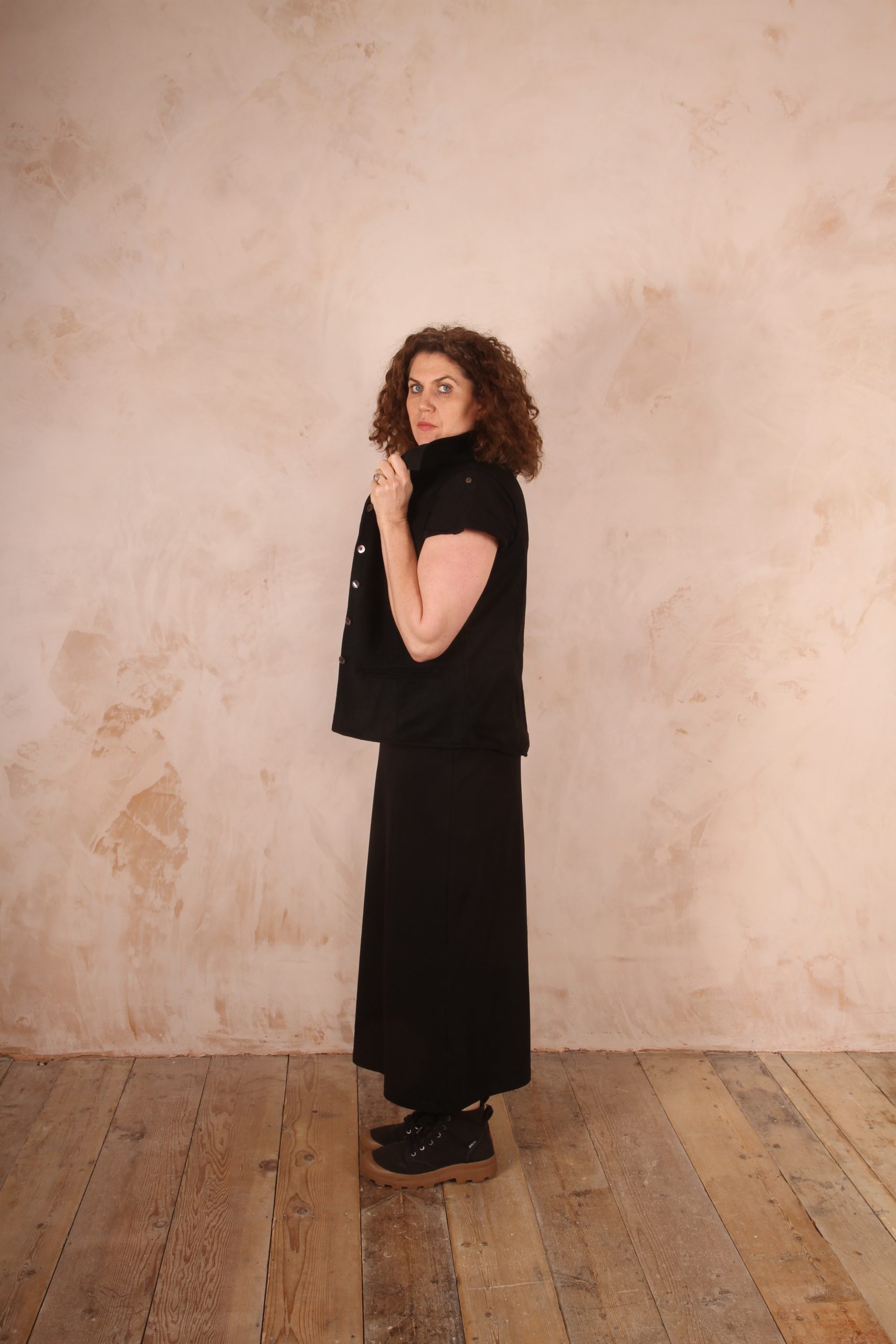 Classic Tailored Haruka Wool Waistcoat Black - Image 6